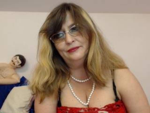25981-1smartdiane-webcam-model-hairy-pussy-webcam-pussy-tits-blonde-teasing